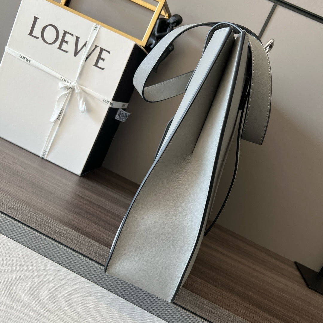 LO Briefcases
