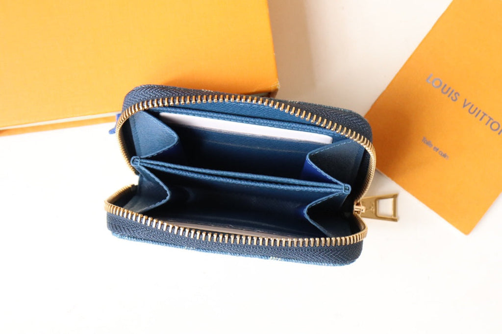 LV ZIPPY COIN 11CM BLUE DENIM
