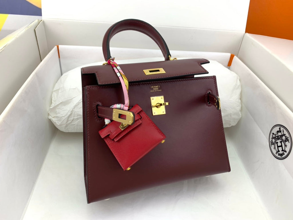 KELLY MINI 20 BAG IN WINE RED SMOOTH CALFSKIN WITH GOLD HARDWARE