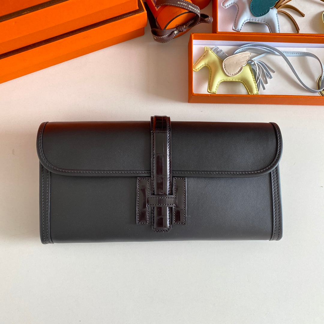 JIGE ELAN 29 CLUTCH IN BLACK CALFSKIN WITH LIZARD SKIN