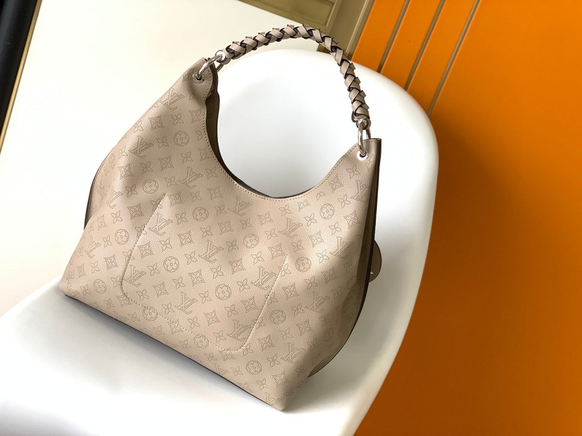 CARMEL HOBO 40 BEIGE MAHINA