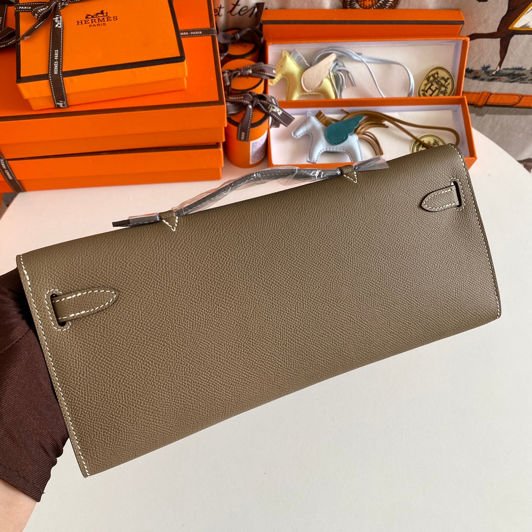 KELLY CUT 31 IN MOCHA BROWN CALFSKIN WITH SILVER HARDWARE