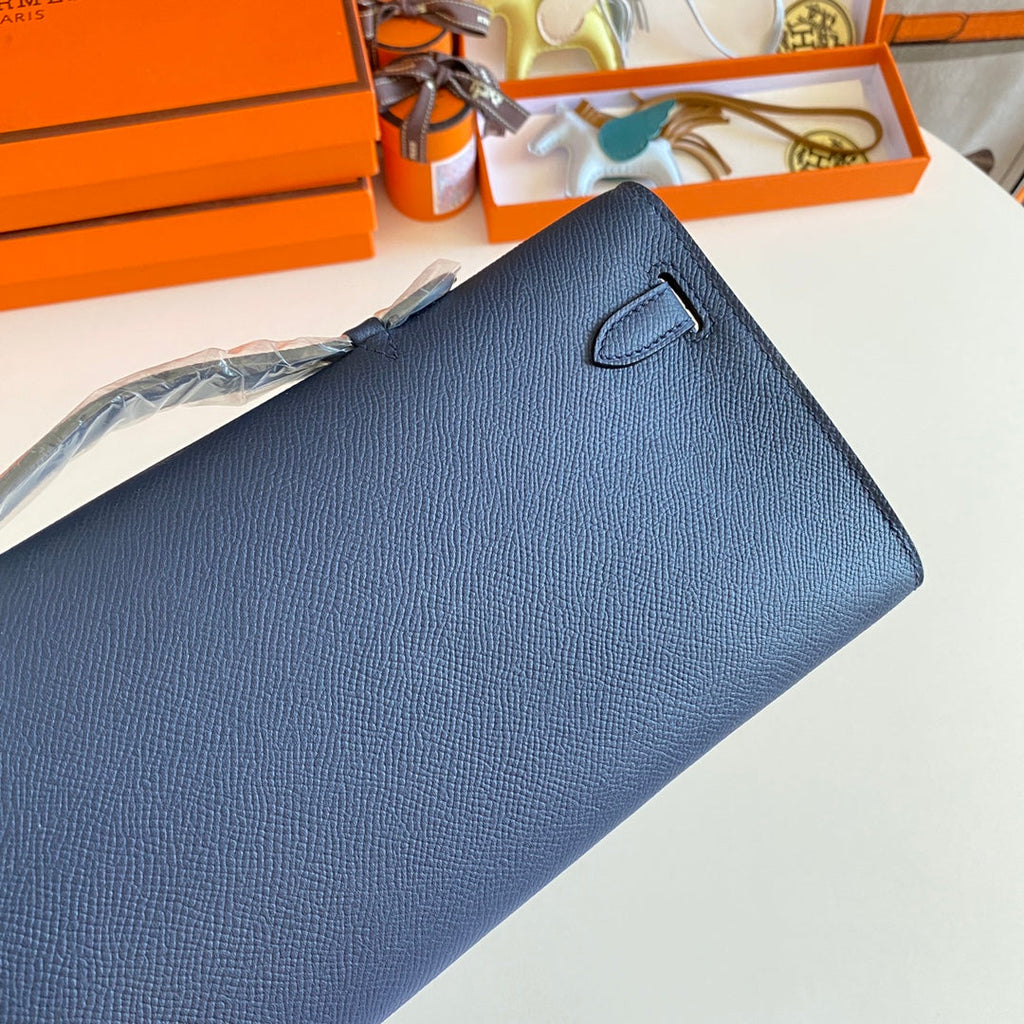 KELLY CUT 31 IN CLASSIC BLUE CALFSKIN WITH SILVER HARDWARE