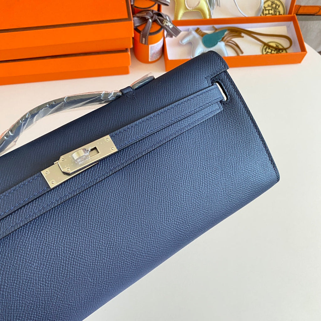 KELLY CUT 31 IN CLASSIC BLUE CALFSKIN WITH SILVER HARDWARE