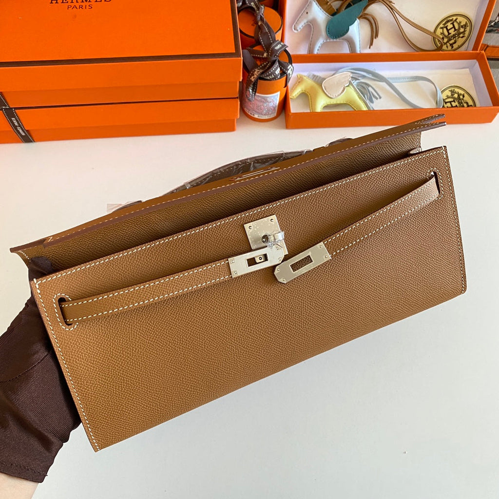 KELLY CUT 31 IN BRONZE BROWN CALFSKIN WITH SILVER HARDWARE