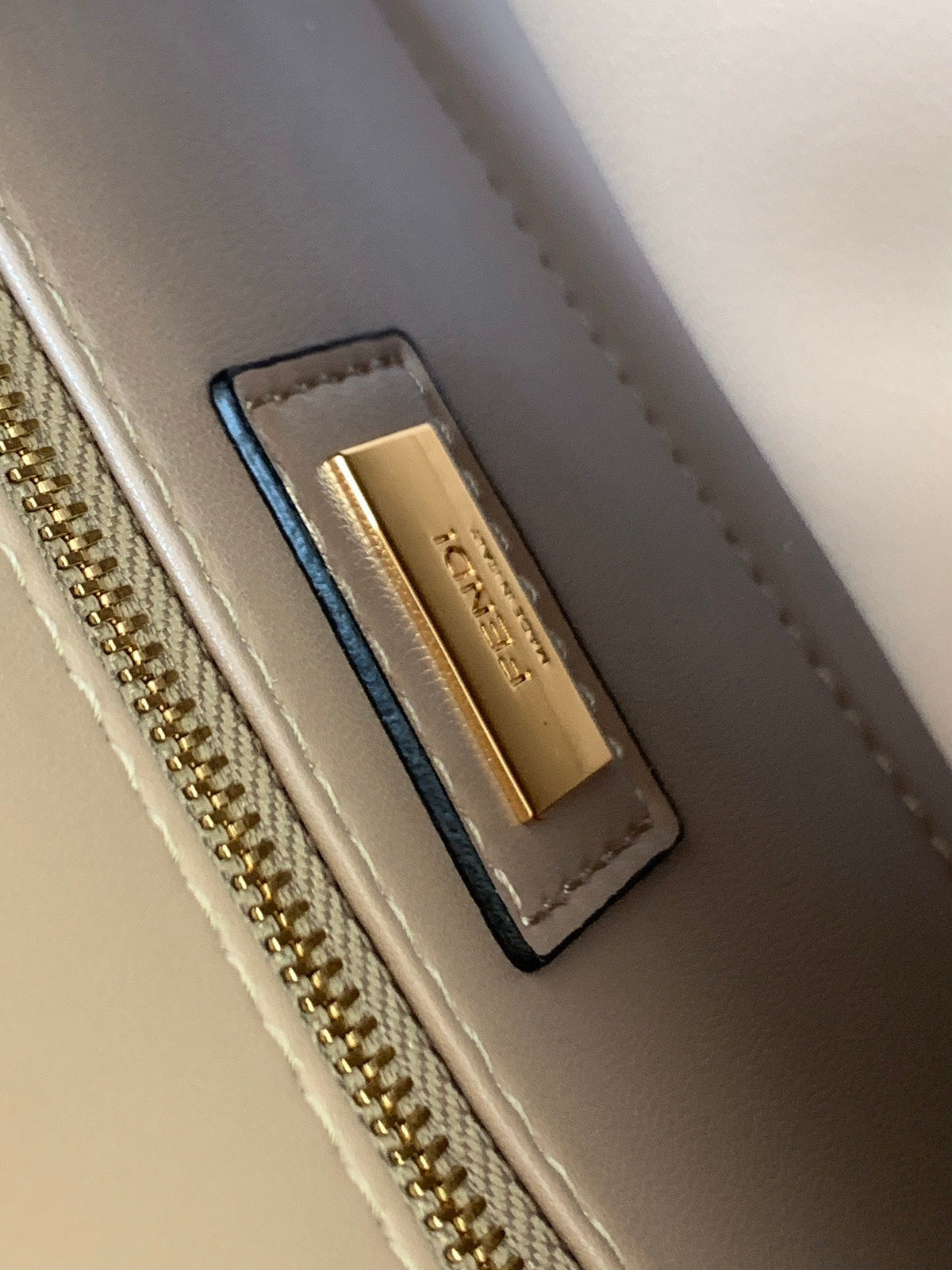 Peekaboo Mini 23cm Bag light brown lambskin gold hardware