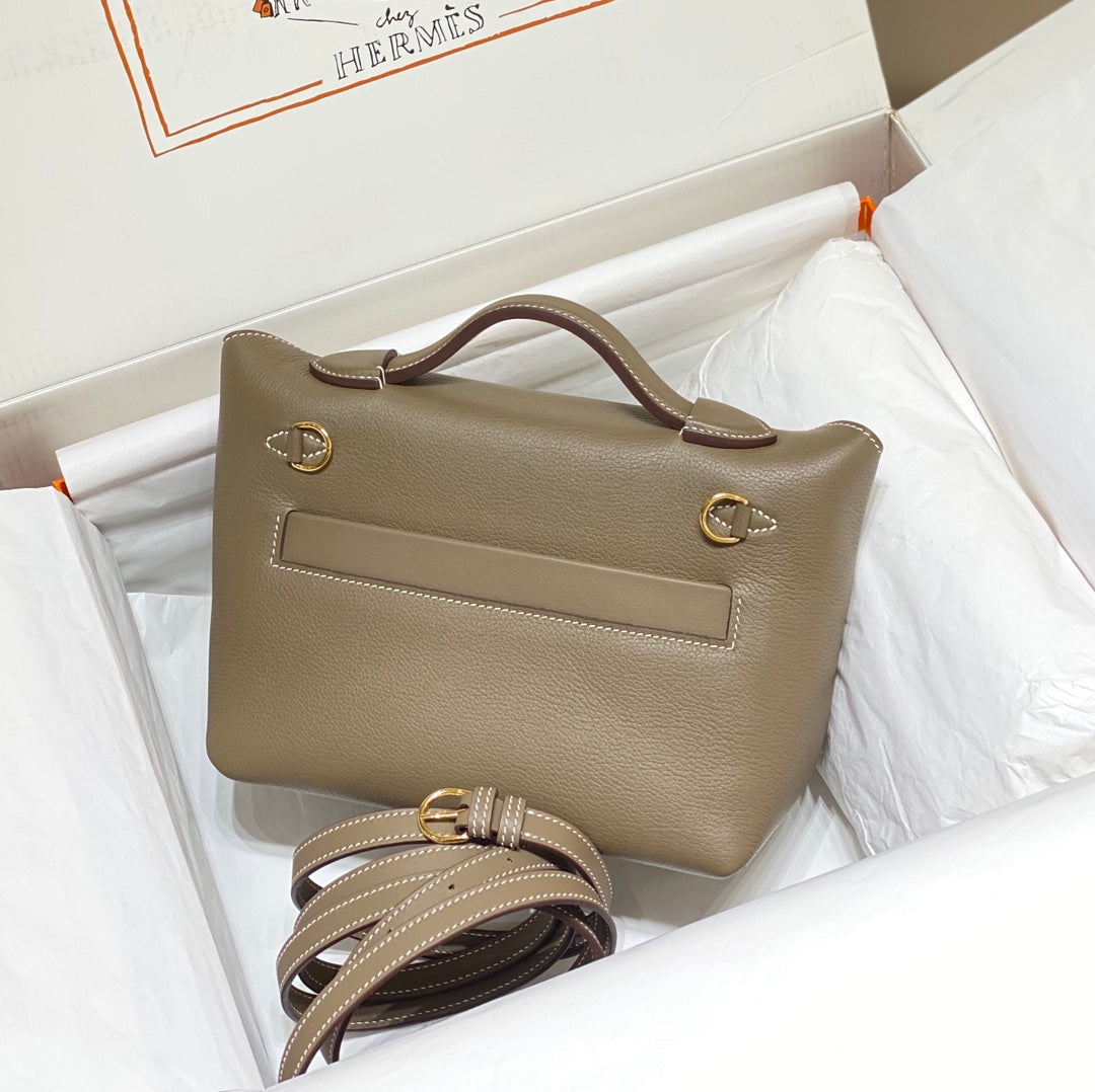 MINI 24/24 21CM IN TOGO ETOUPE EVERCOLOR CALFSKIN GOLD KELLY BUCKLE
