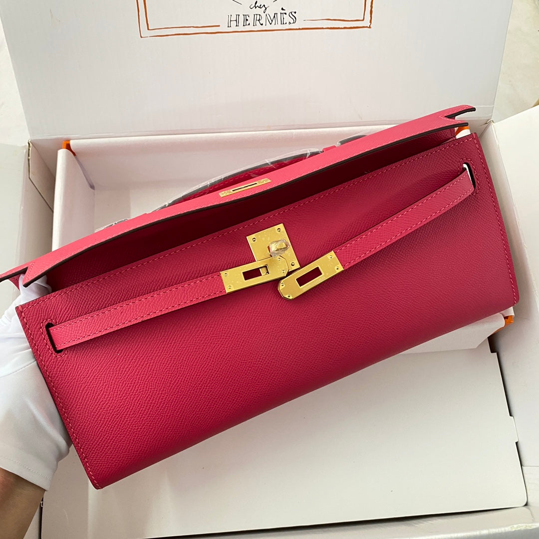 KELLY CUT 31 IN CHERRY RED CALFSKIN WITH GOLD HARDWARE