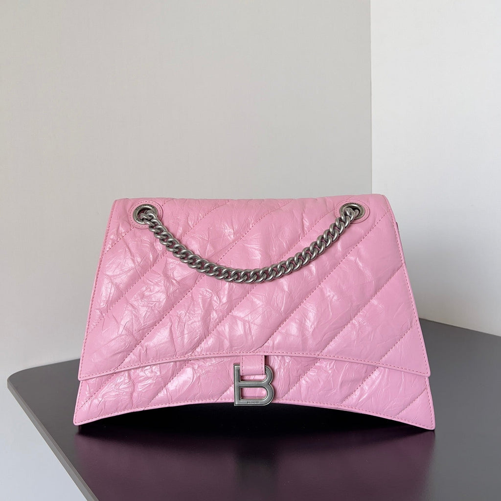 CRUSH CHAINED BAG 32 IN PINK QUILTED CRUSHED CALFSKIN SILVER HARDWARE