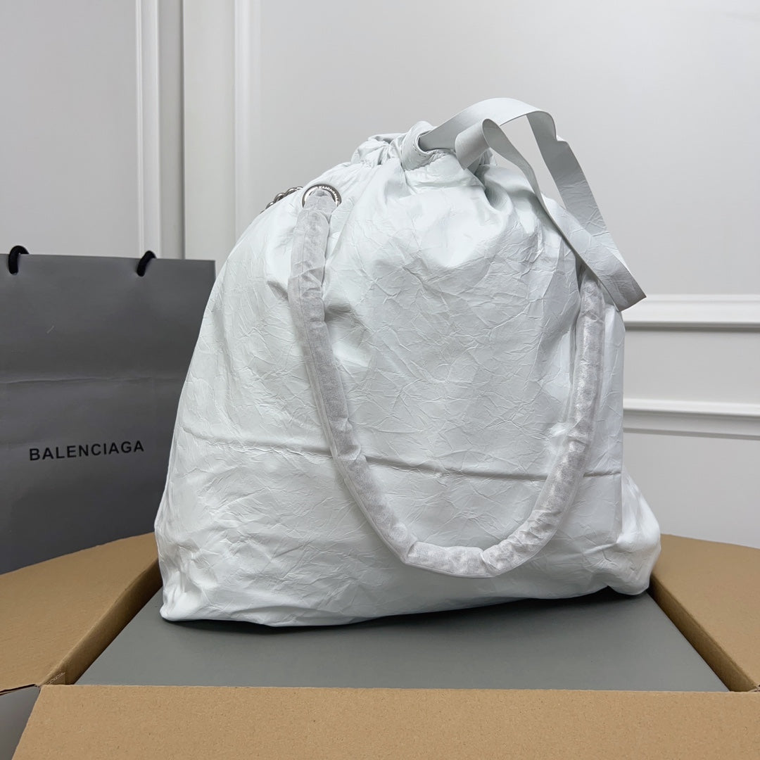 CRUSH LARGE TOTE BAG 46 IN WHITE CRUSHED CALFSKIN SILVER HARDWARE
