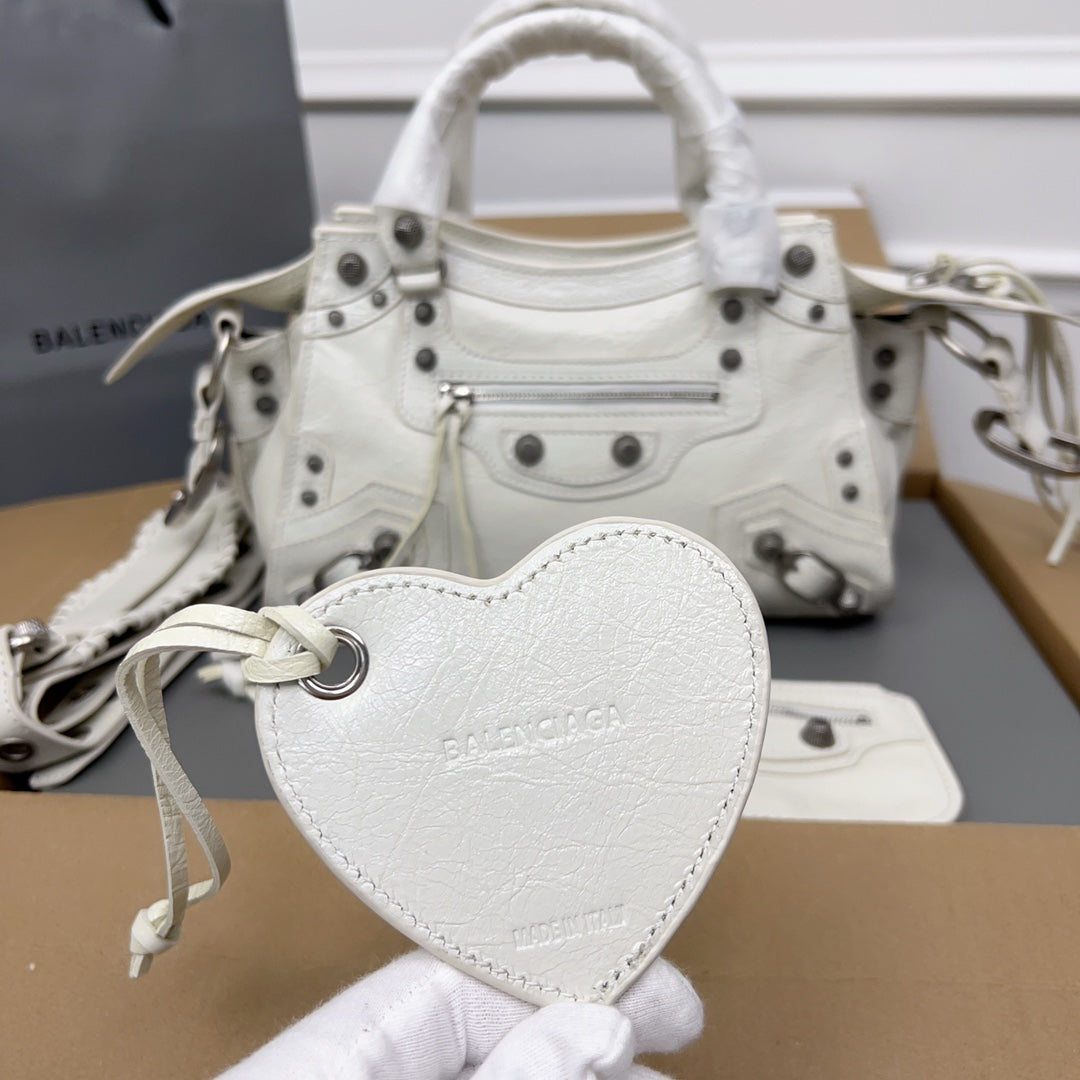 NEO CAGOLE 26 IN WHITE LAMBSKIN