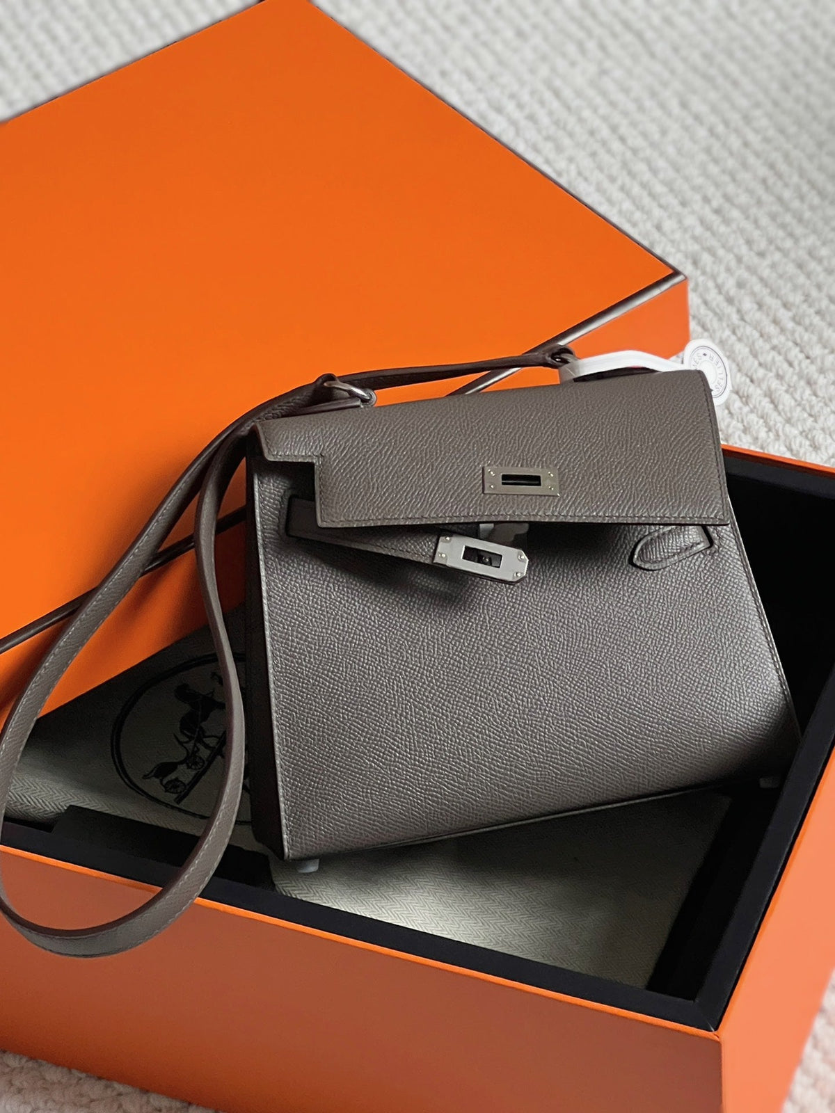 KELLY DESORDRE 20 IN WENGE BROWN EPSOM LEATHER WITH SILVER HARDWARE