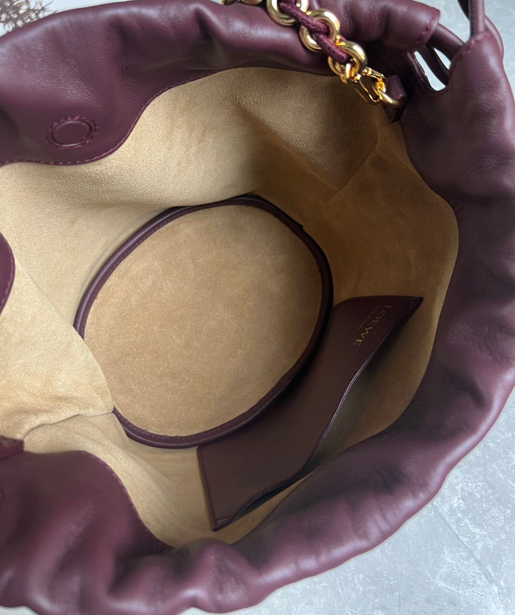 LOE 32 FLAMENCO PURSE BUCKET IN DARK BURGUNDY MELLOW NAPPA LAMBSKIN