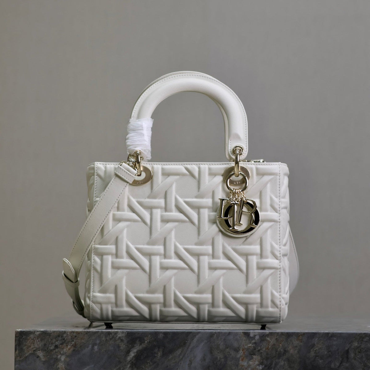 LADY BAG 24 IN WHITE GRAPHIC CANNAGE CALFSKIN PALE GOLD-FINISH METAL CHARMS
