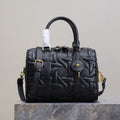 GROOVE BAG 25 IN BLACK MACROCANNAGE CALFSKIN WITH GOLD HARDWARE