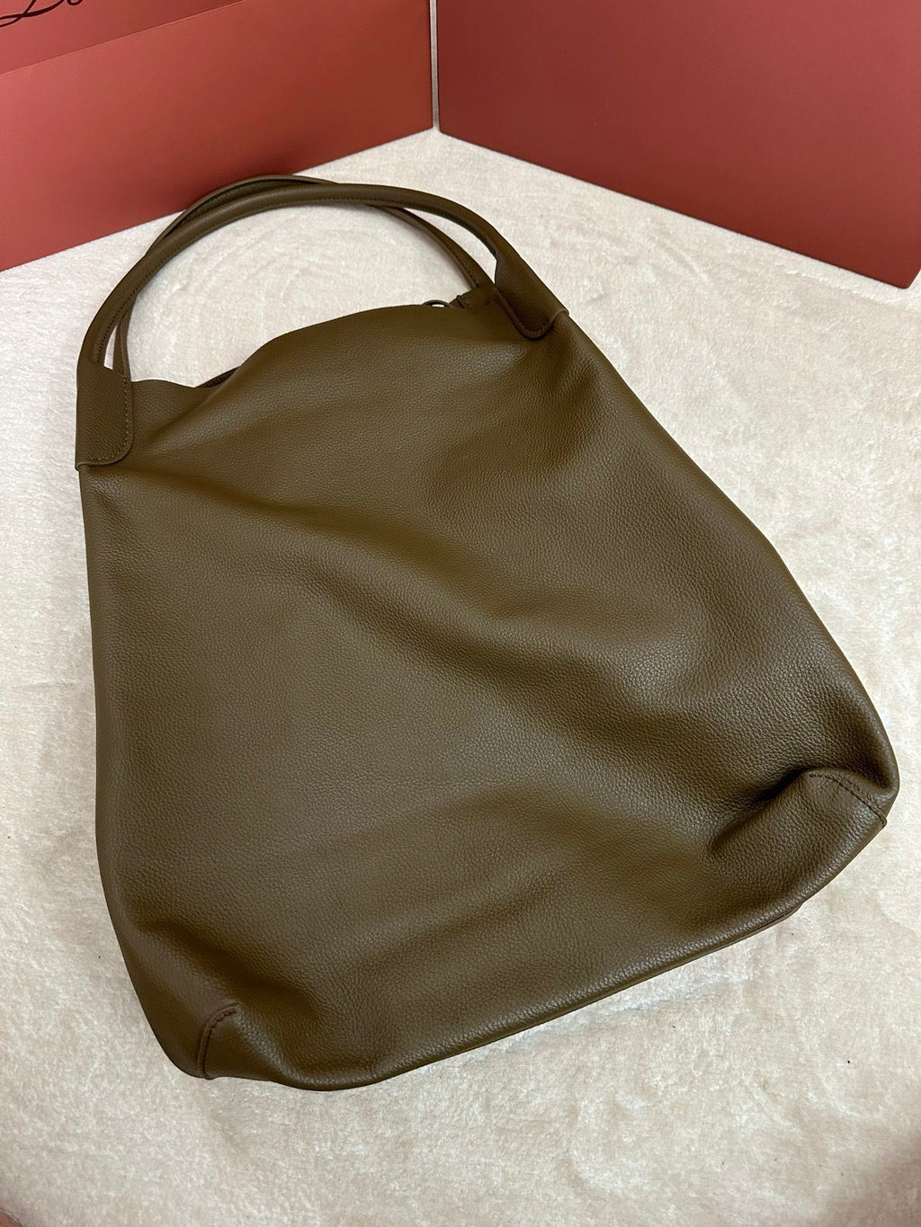 BALE HOBO EXTRA LARGE 40 BAG IN MOCHA BROWN CALFSKIN