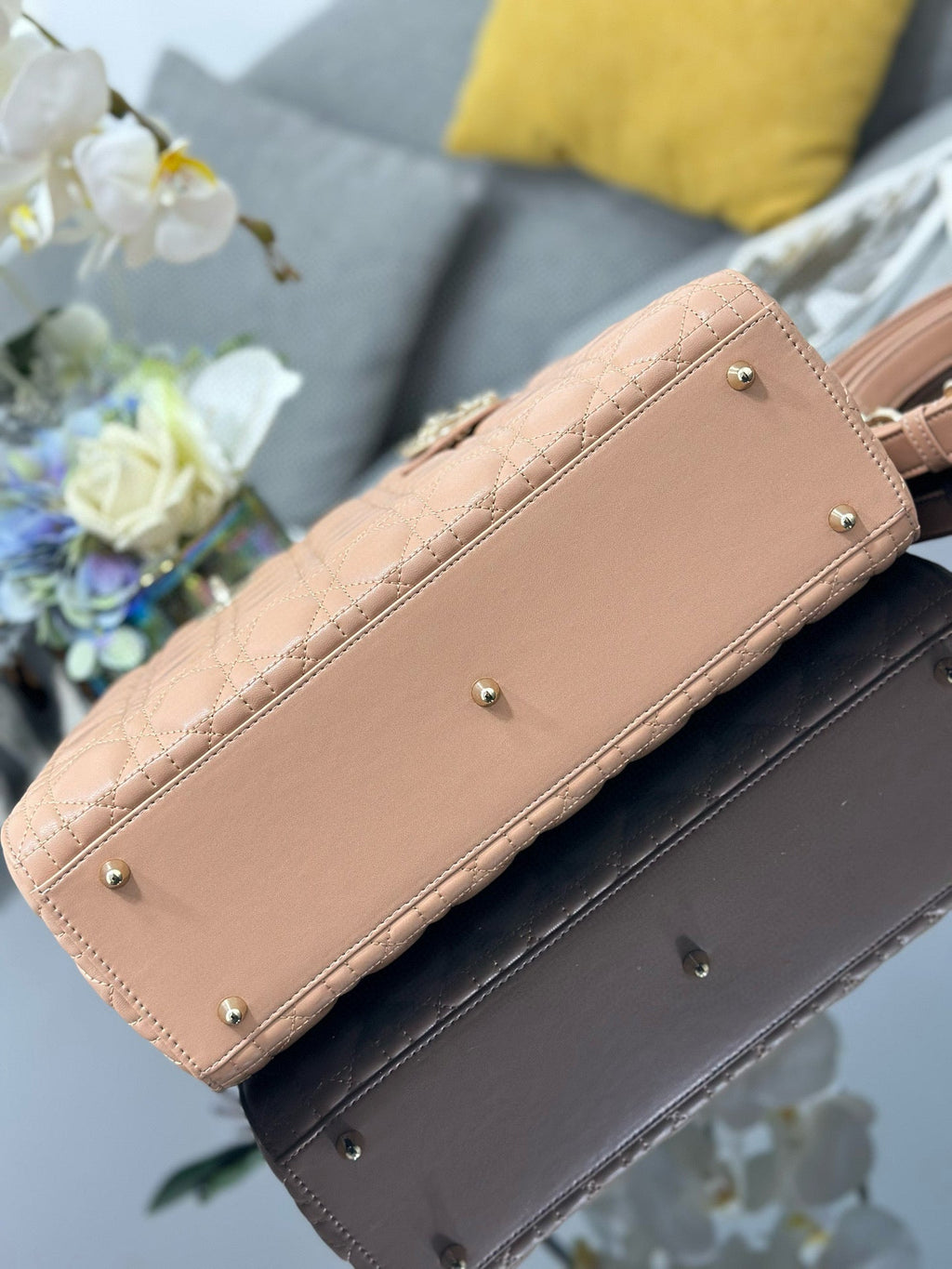 LARGE 32 LADY BAG IN PEACE LAMBSKIN WITH GOLD HARDWARE