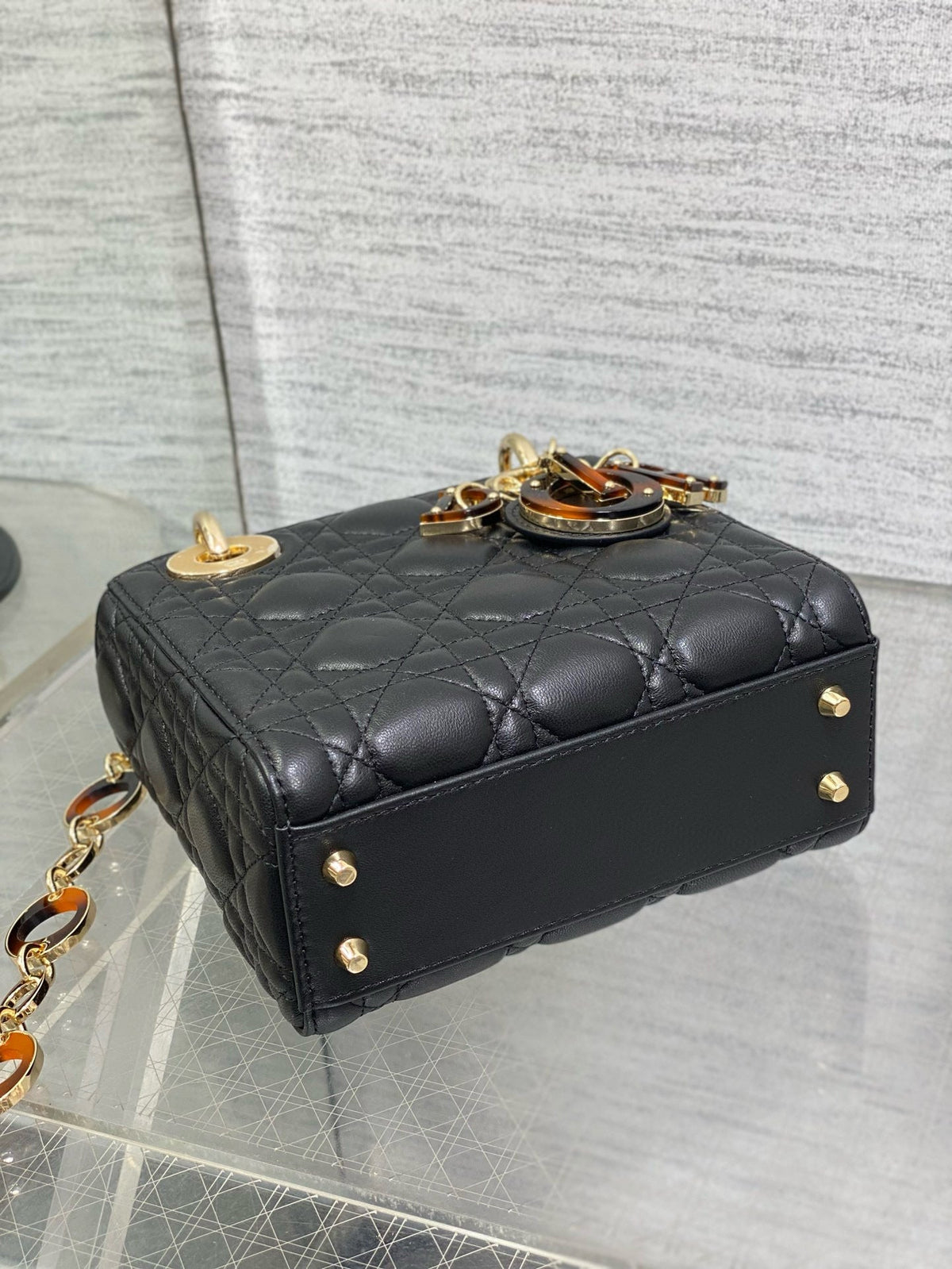 SMALL 20 LADY BAG IN BLACK MACROCANNAGE LAMBSKIN WITH GOLD HARDWARE