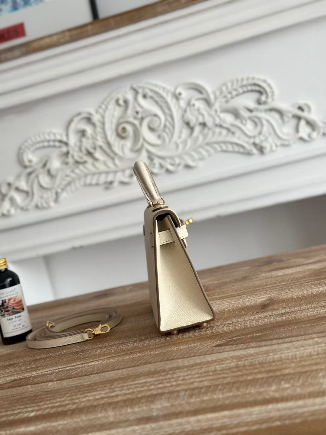HM KELLY MINI 19 WHITE CALFSKIN GOLD HARDWARE