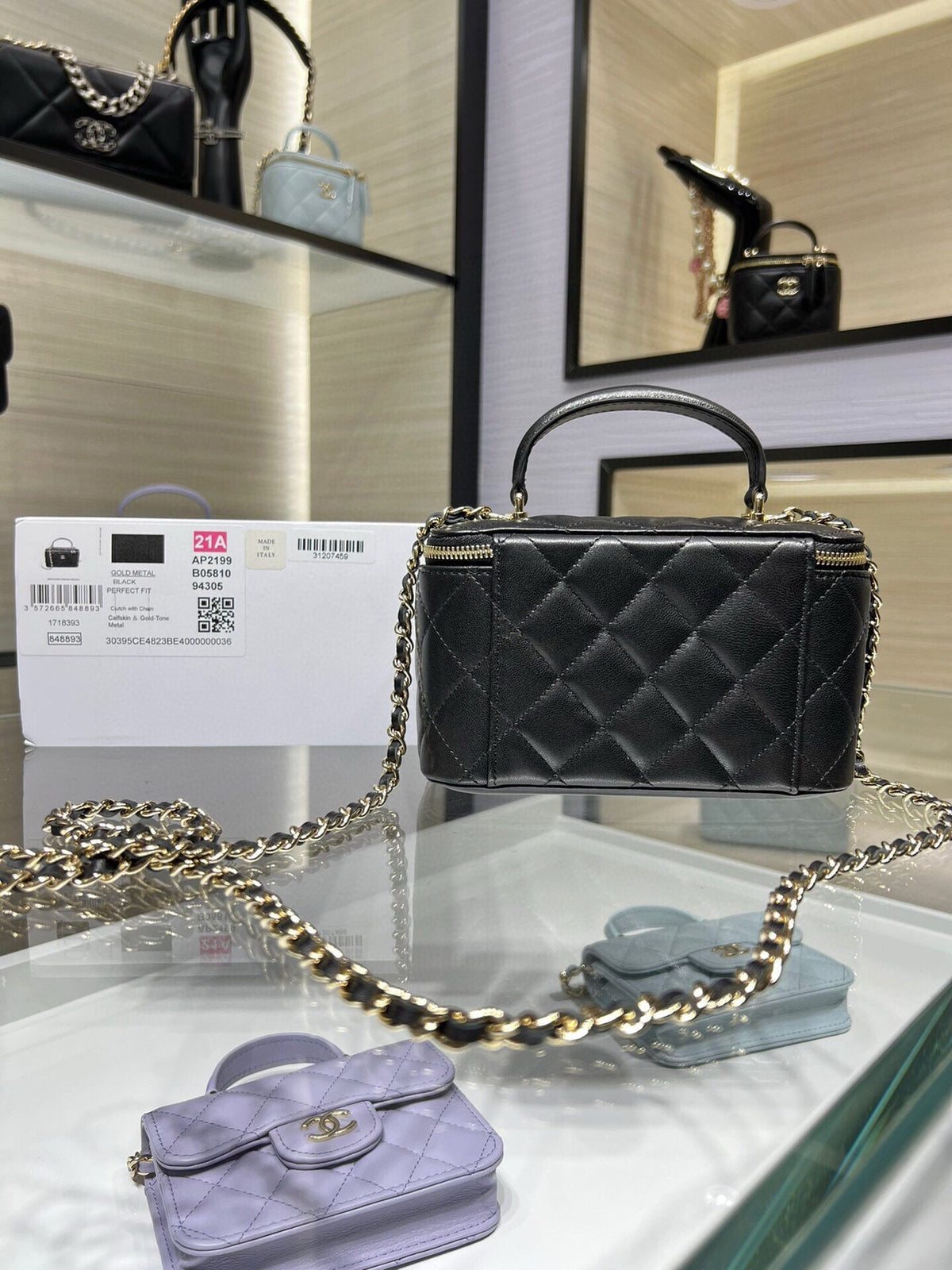 VANITY 17 TOP HANDLE IN BLACK QUILTED LAMBSKIN GOLD HARDWARE