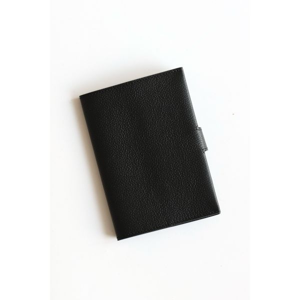 HERM R.M.S Passport Holder in Black Evercolor Calfskin