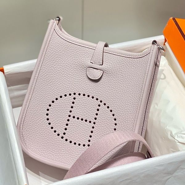 HERM Evelyne III TPM Bag In Mauve Pale Clemence Leather