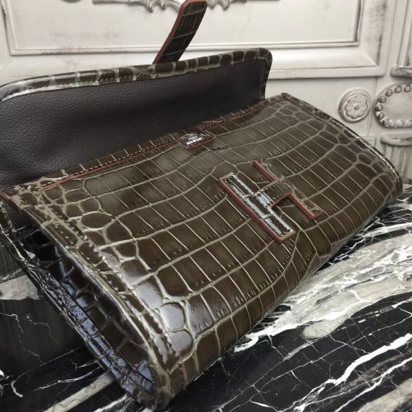 HERM Jige Elan 29 Clutch In Chocolate Crocodile Leather