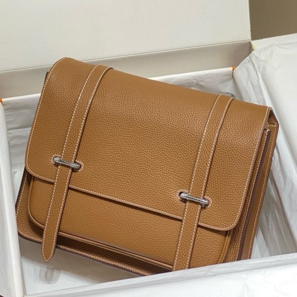 HERM Steve 30 Messenger Bag in Gold Clemence Leather