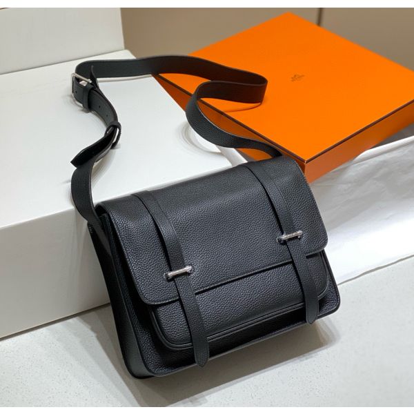 HERM Steve 30 Messenger Bag in Black Clemence Leather