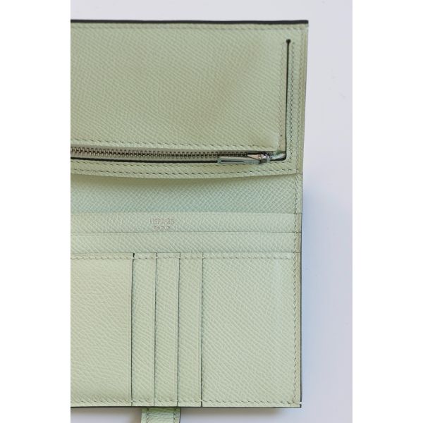 HERM Bearn Compact Handmade Wallet in Vert Fizz Epsom Calfskin