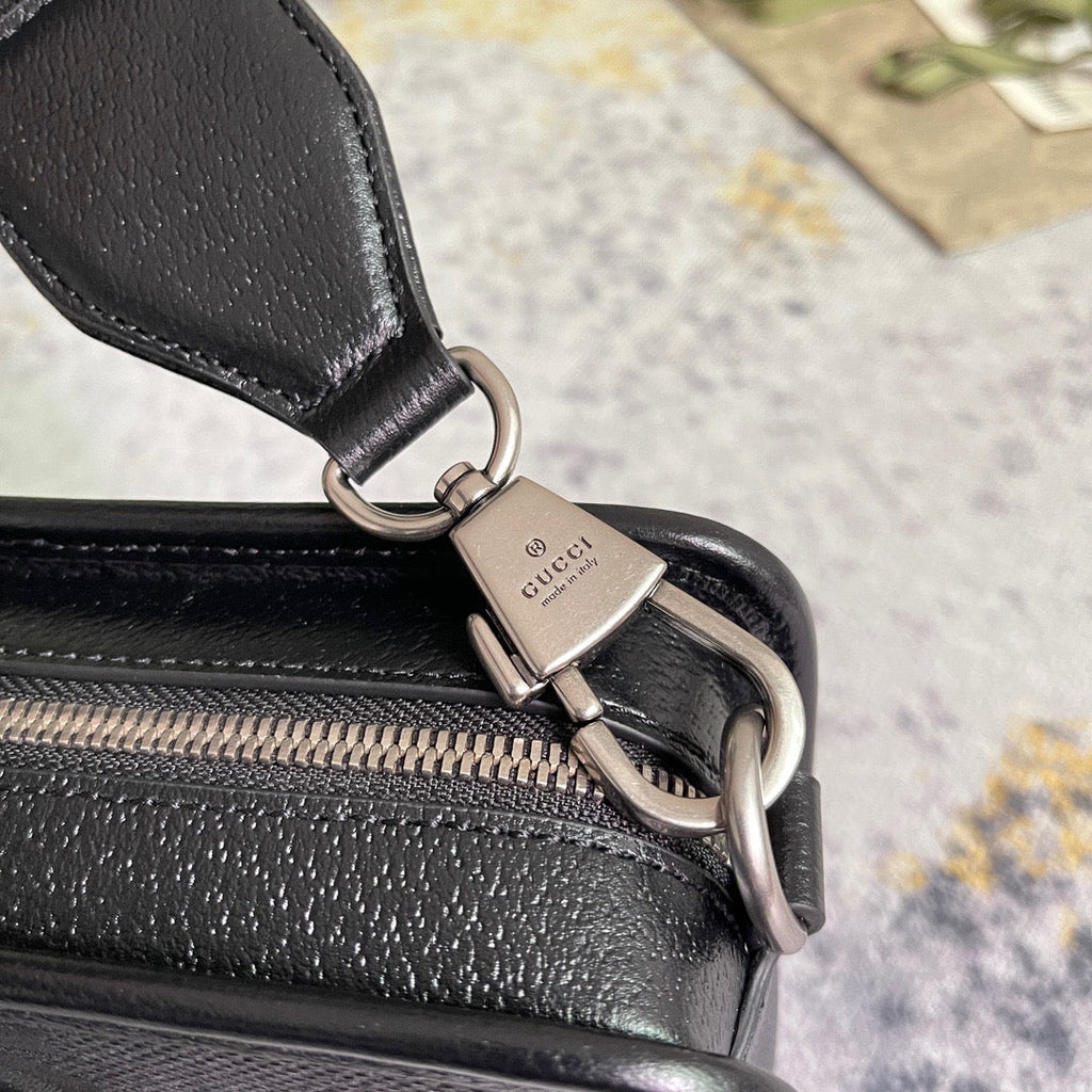 GUC Messenger Bag