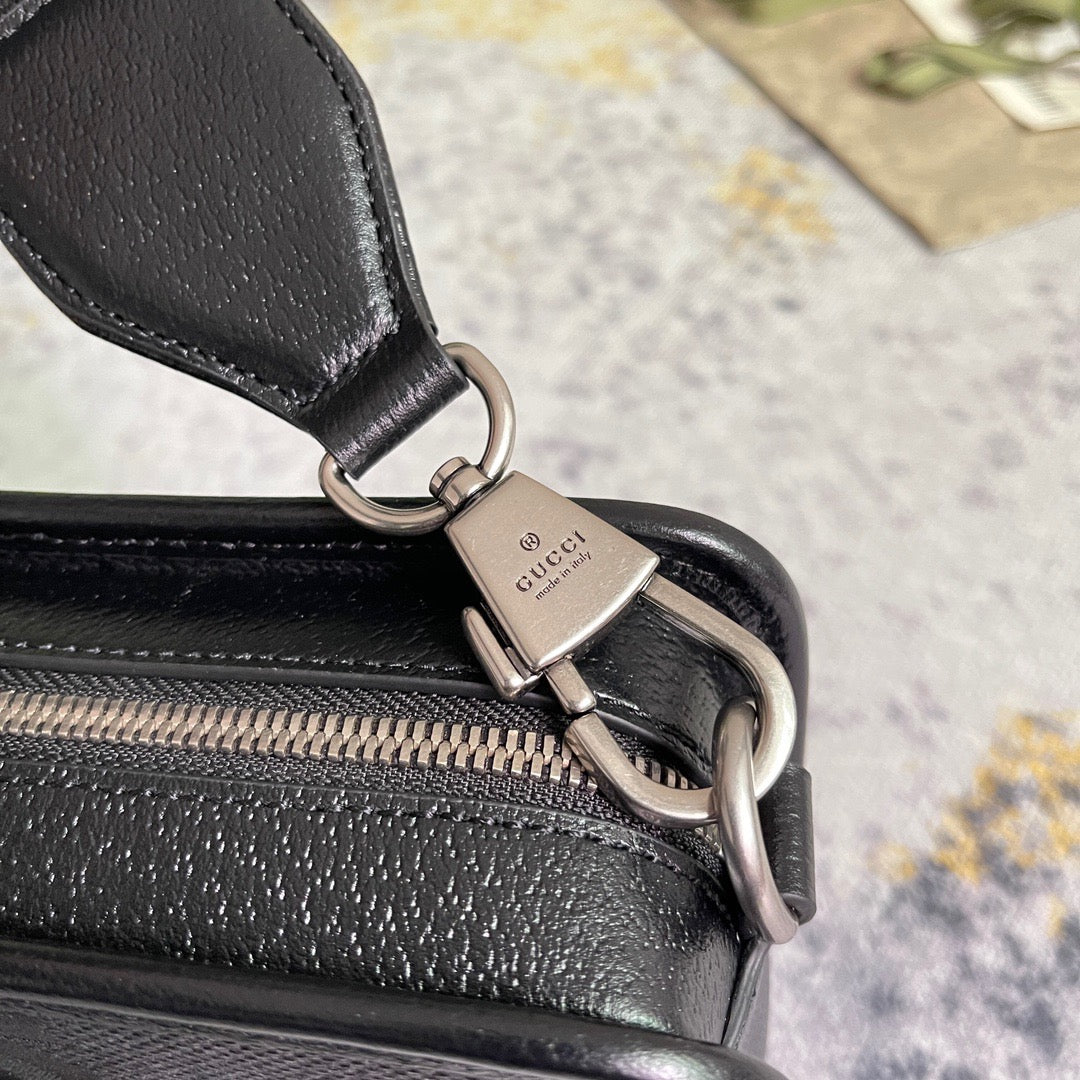 GUC Messenger Bag