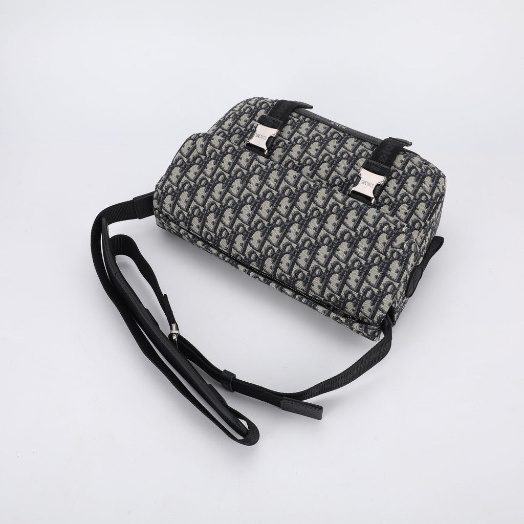 DIO Explorer Oblique Messages Bags