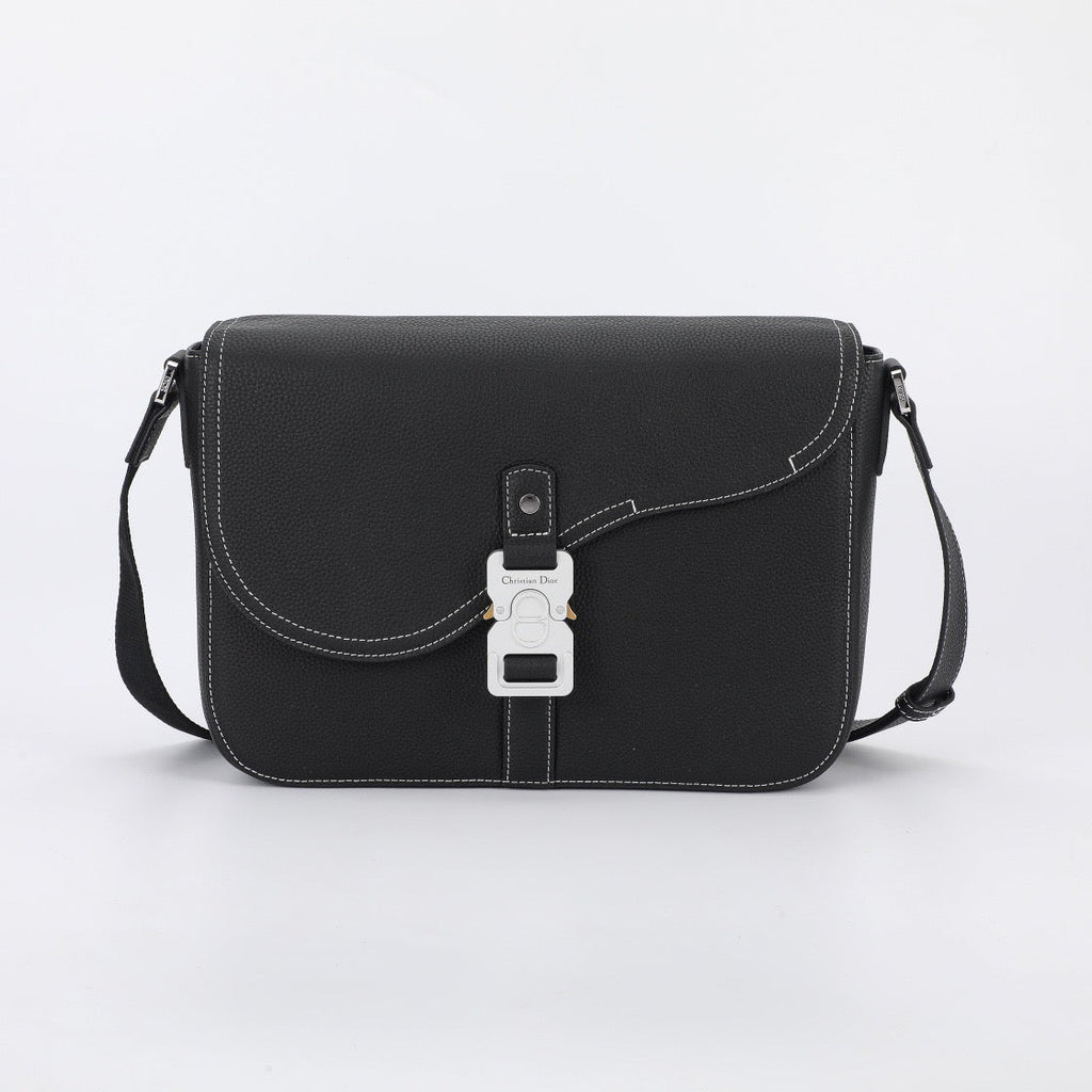DIO Saddle Messenger Bag