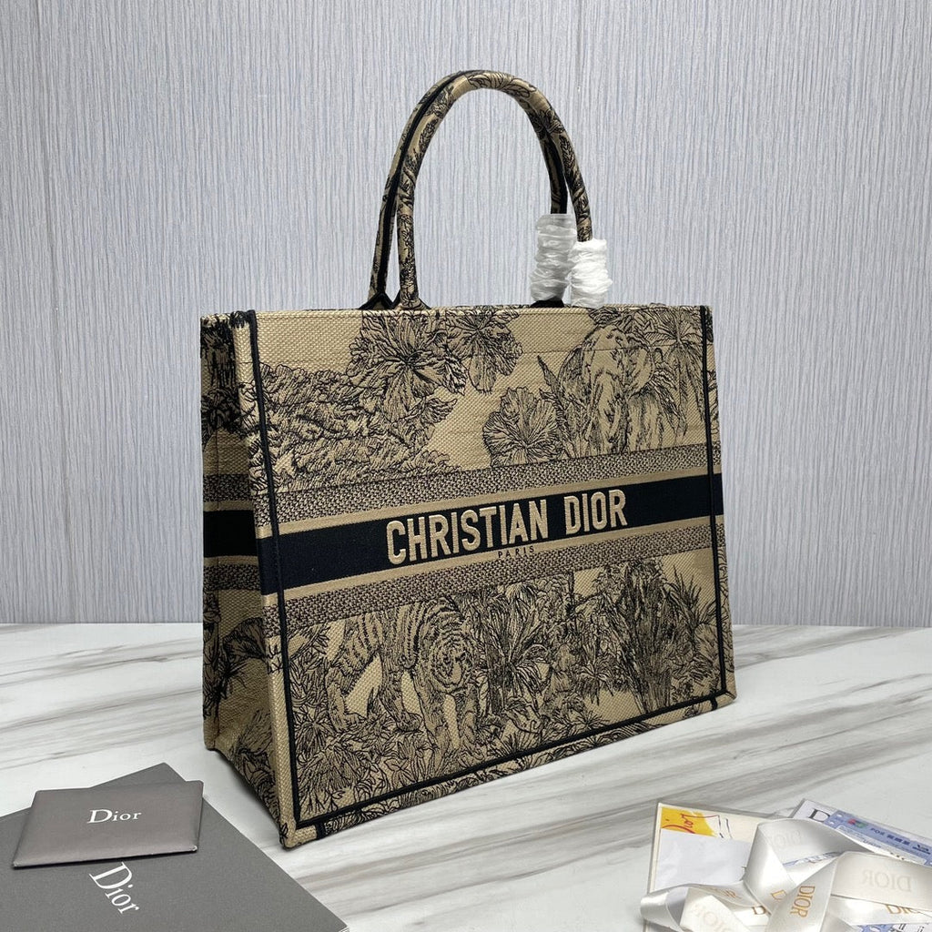 DIO BookTote