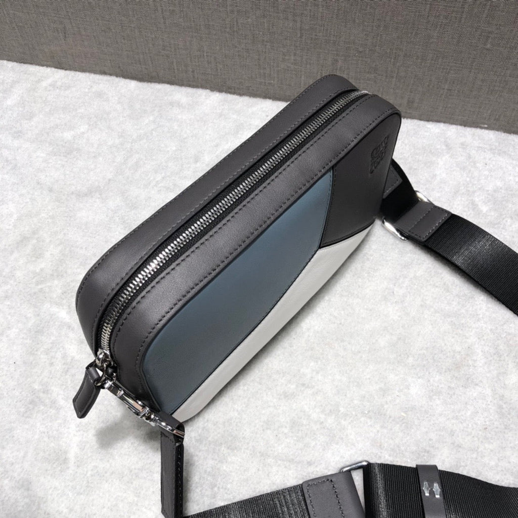 LO Messenger Bag