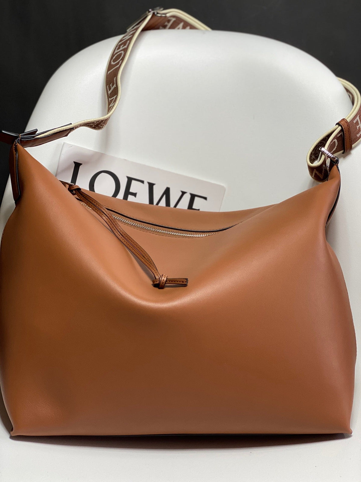 LO Messenger Bag