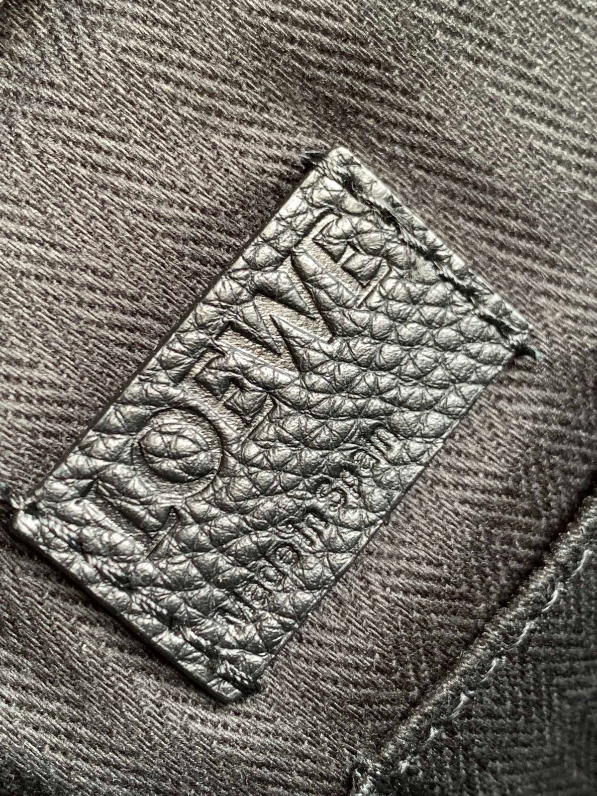 LO Messenger Bag