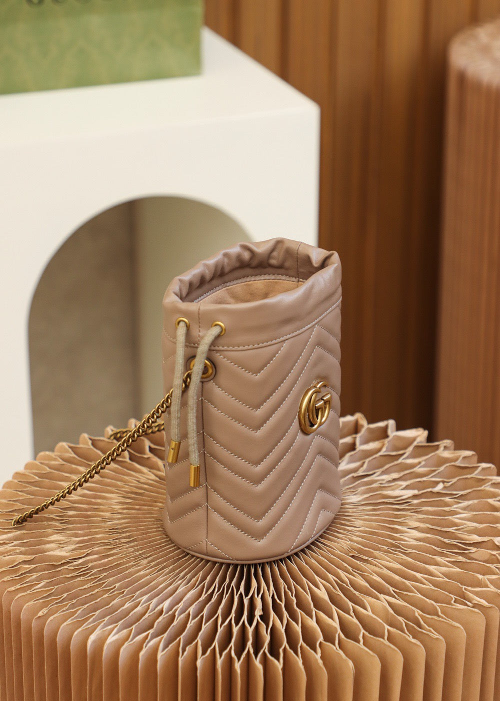 GUC Marmont Bucket