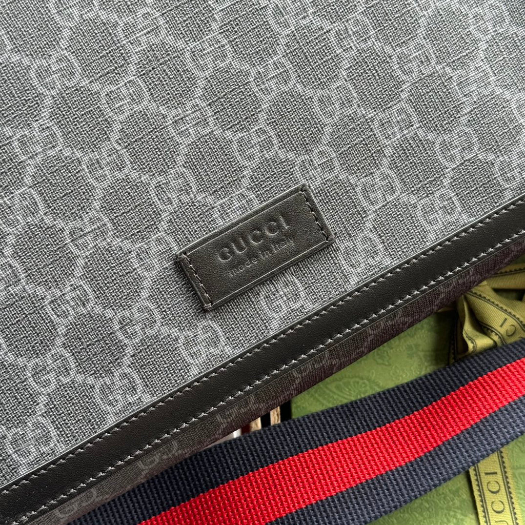 OPHIDIA MEDIUM MESSENGER FLAP BAG 27 IN DARK GREY AND BLACK CALFSKIN