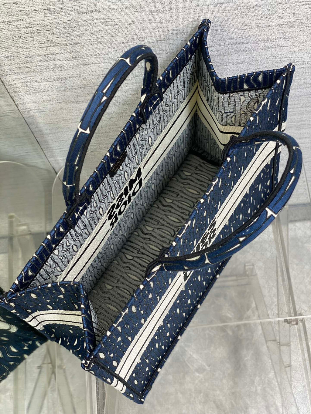 MISS LARGE TOTE 42 IN WHITE MIX DEEP COVE BLUE CANVAS