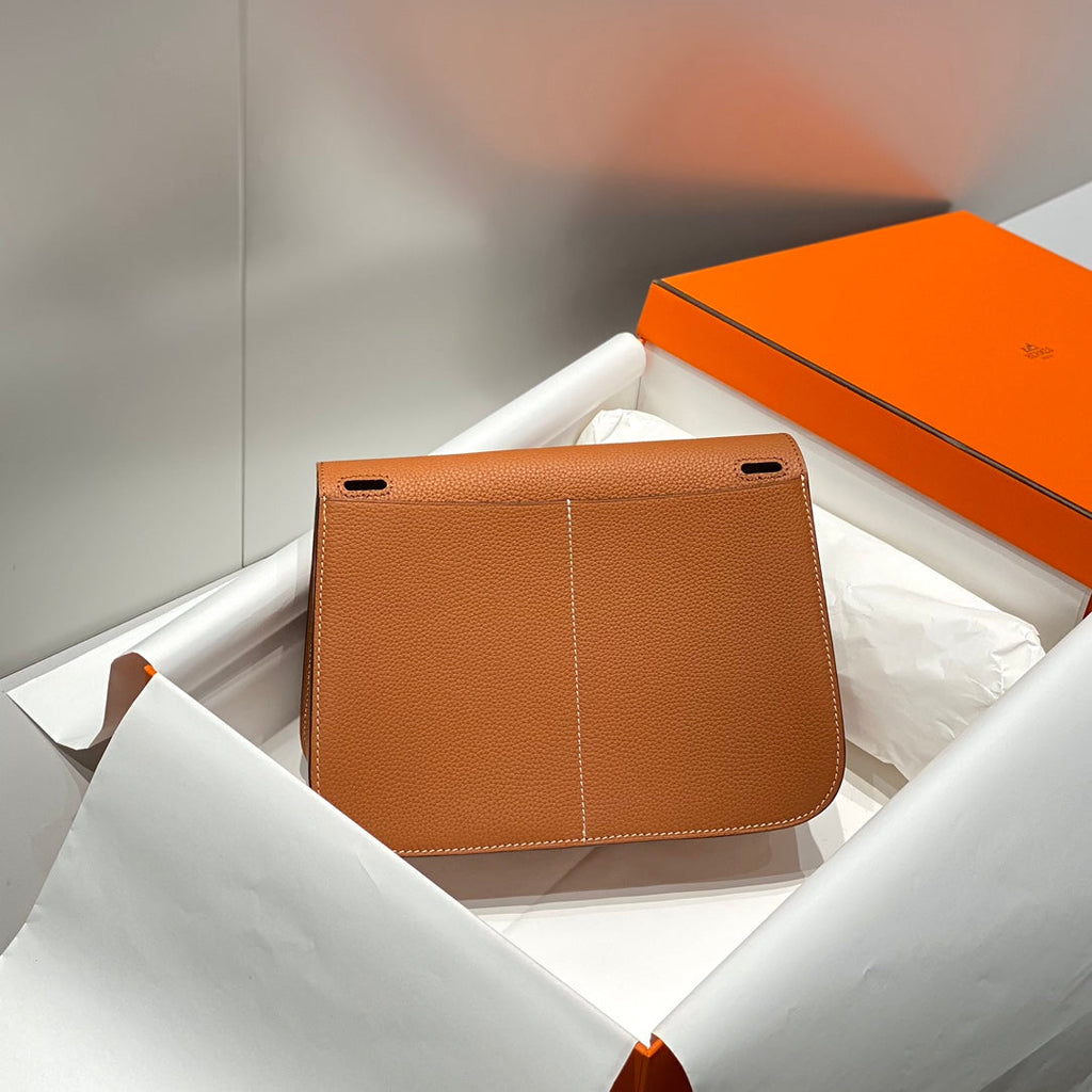 HALZAN 25 HANDLE BAG IN DULL ORANGE GRAINED CALFSKIN