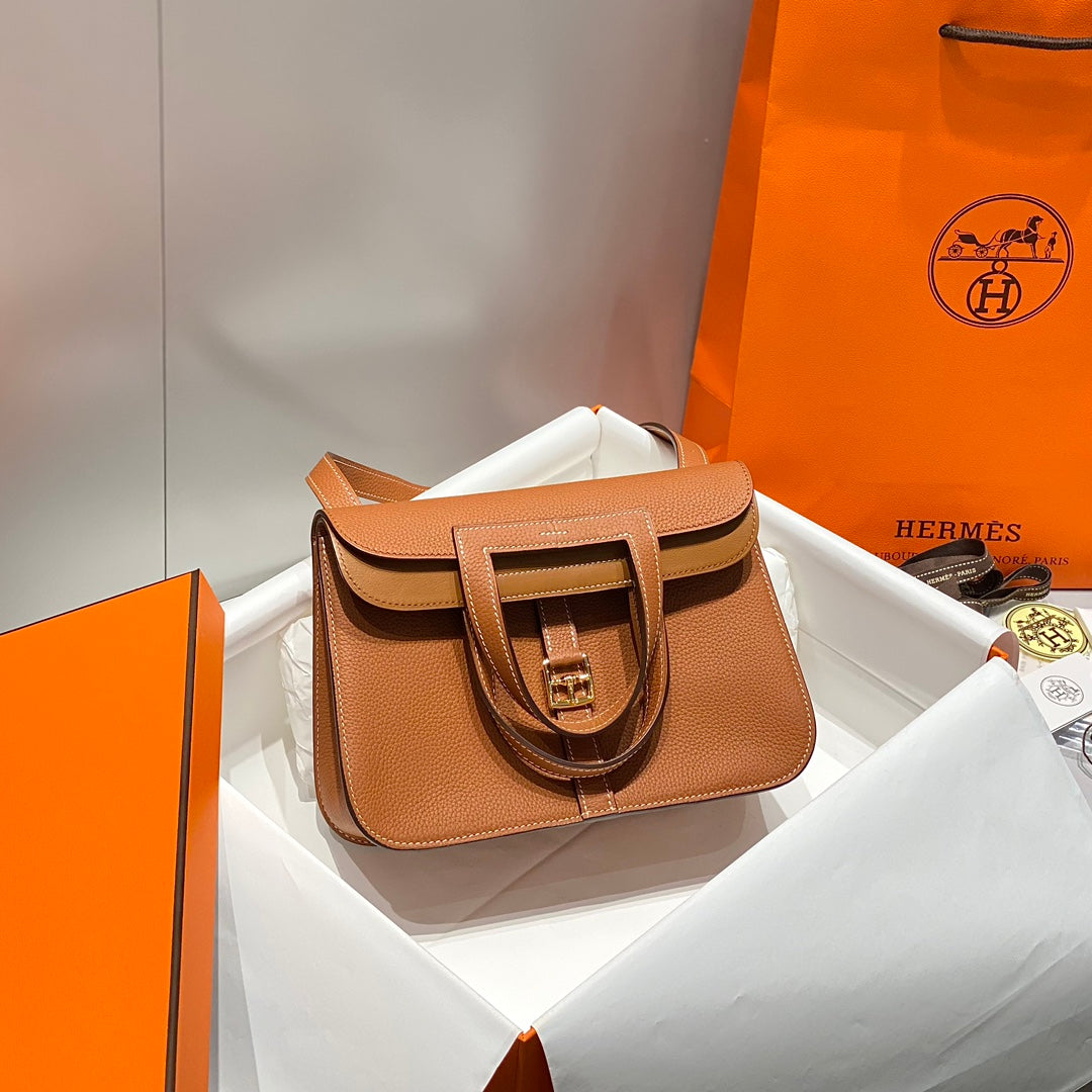 HALZAN 25 HANDLE BAG IN DULL ORANGE GRAINED CALFSKIN