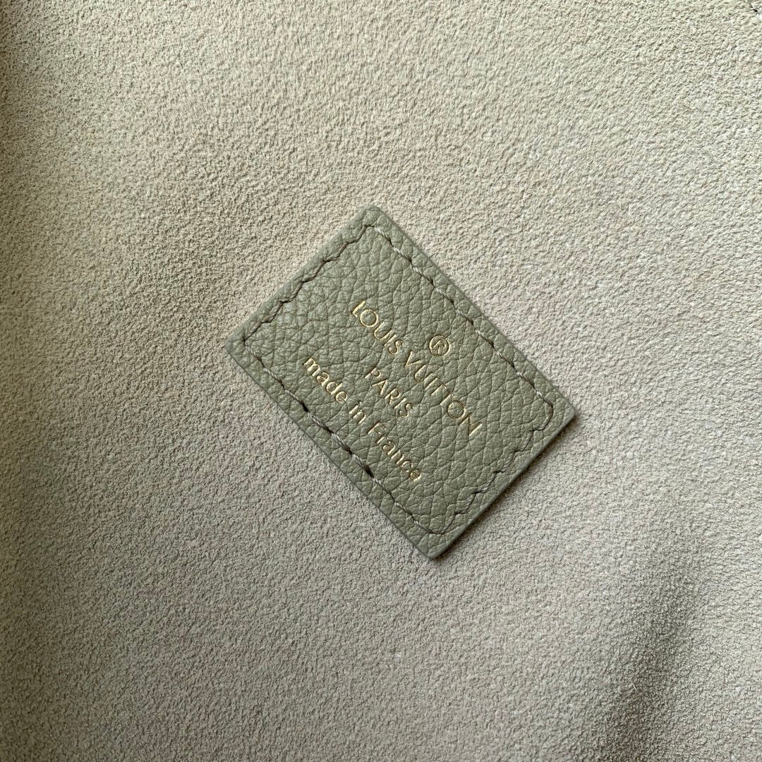 LOW KEY CABAS MM BAG 47 IN BASIL GREEN GRAINED CALFSKIN