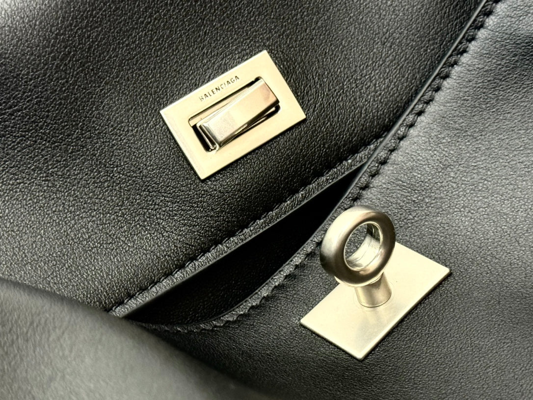 RODEO MEDIUM BAG 35 IN BLACK SMOOTH CALFSKIN SILVER HARDWARE