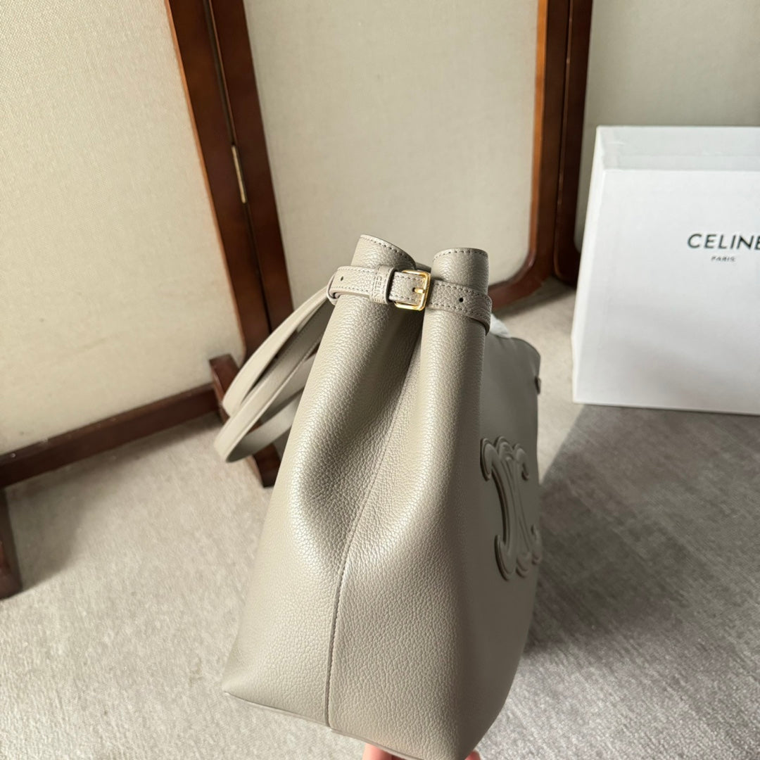MEDIUM CABAS ANAÏS CUIR TRIOMPHE 54 IN NOMAD GRAINED CALFSKIN