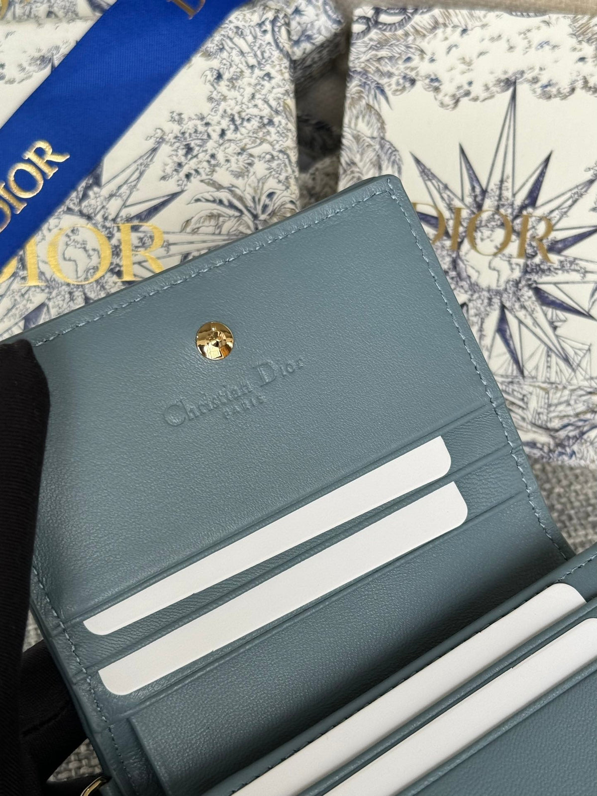 MINI LADY GARDENIA WALLET 11 IN SLATE GREY QUILTED CALFSKIN
