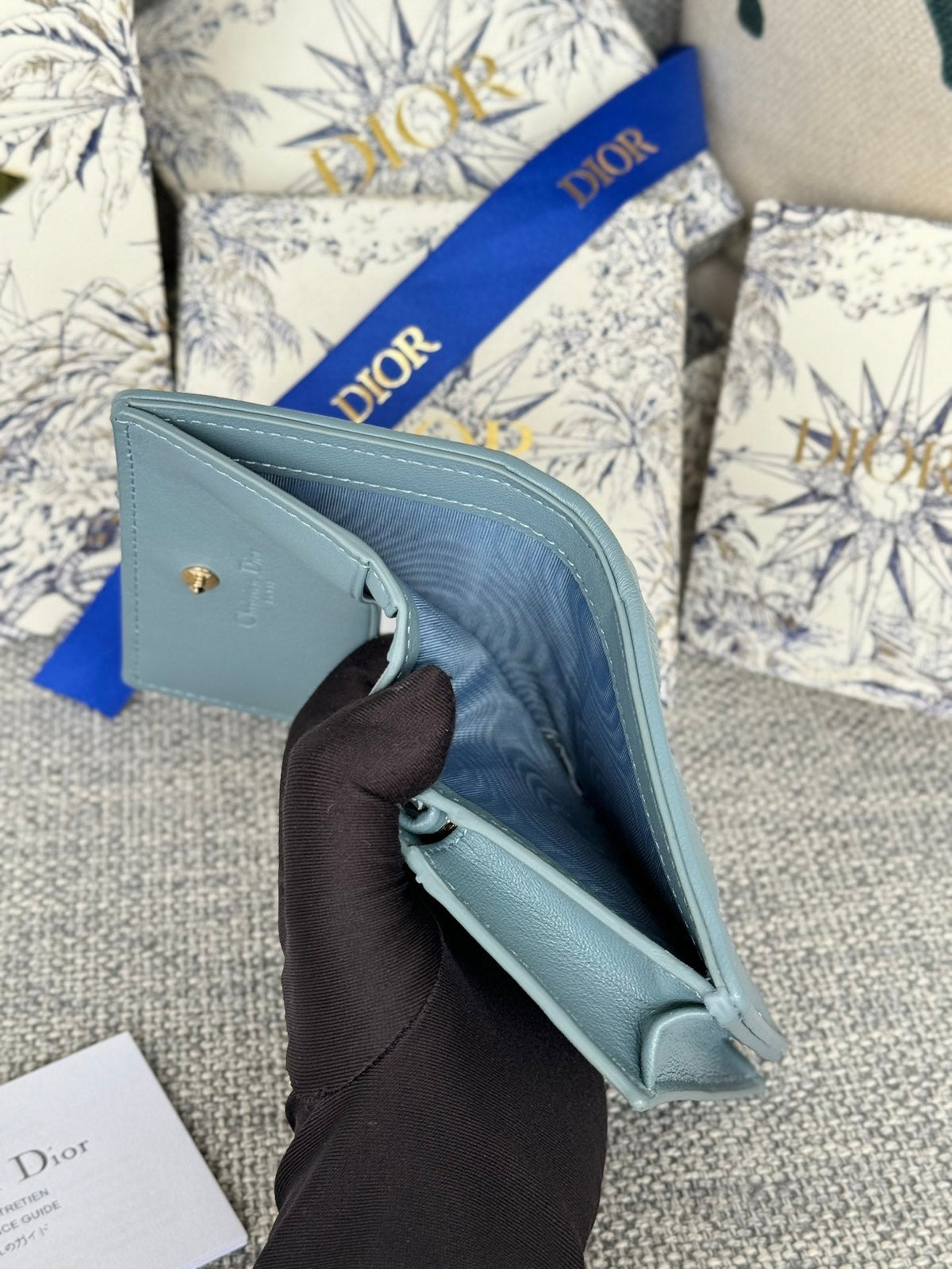 MINI LADY GARDENIA WALLET 11 IN SLATE GREY QUILTED CALFSKIN