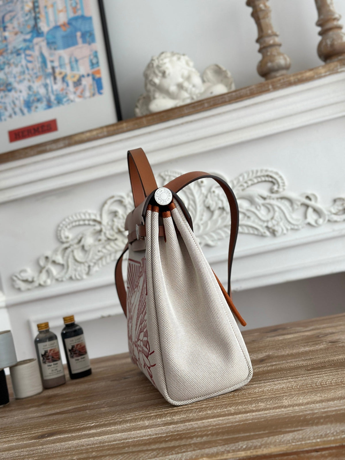HERBAG ZIP 31 RETOURNE PEGASE POP BAG IN OFF-WHITE MIX RED CANVAS AND HUNTER COWHIDE
