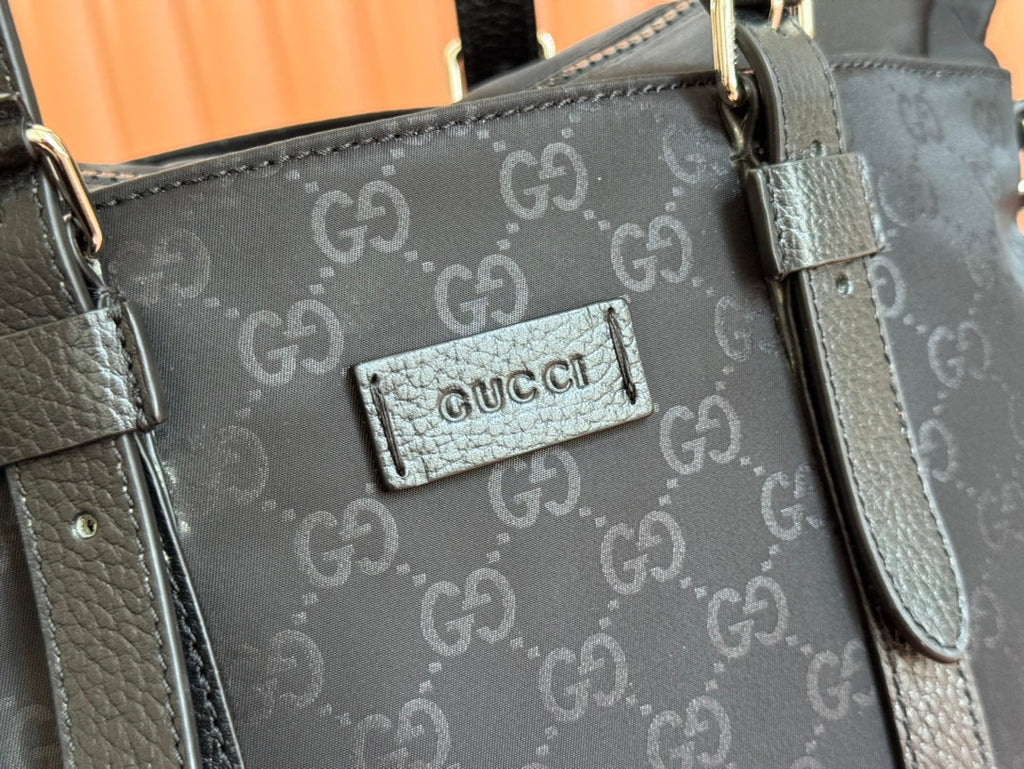 NYLON LINE TOTE BAG 34.5 IN BLACK GG CANVAS